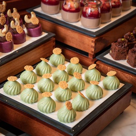 Holiday Inn Chongqing Guanyinqiao By Ihg Exterior foto