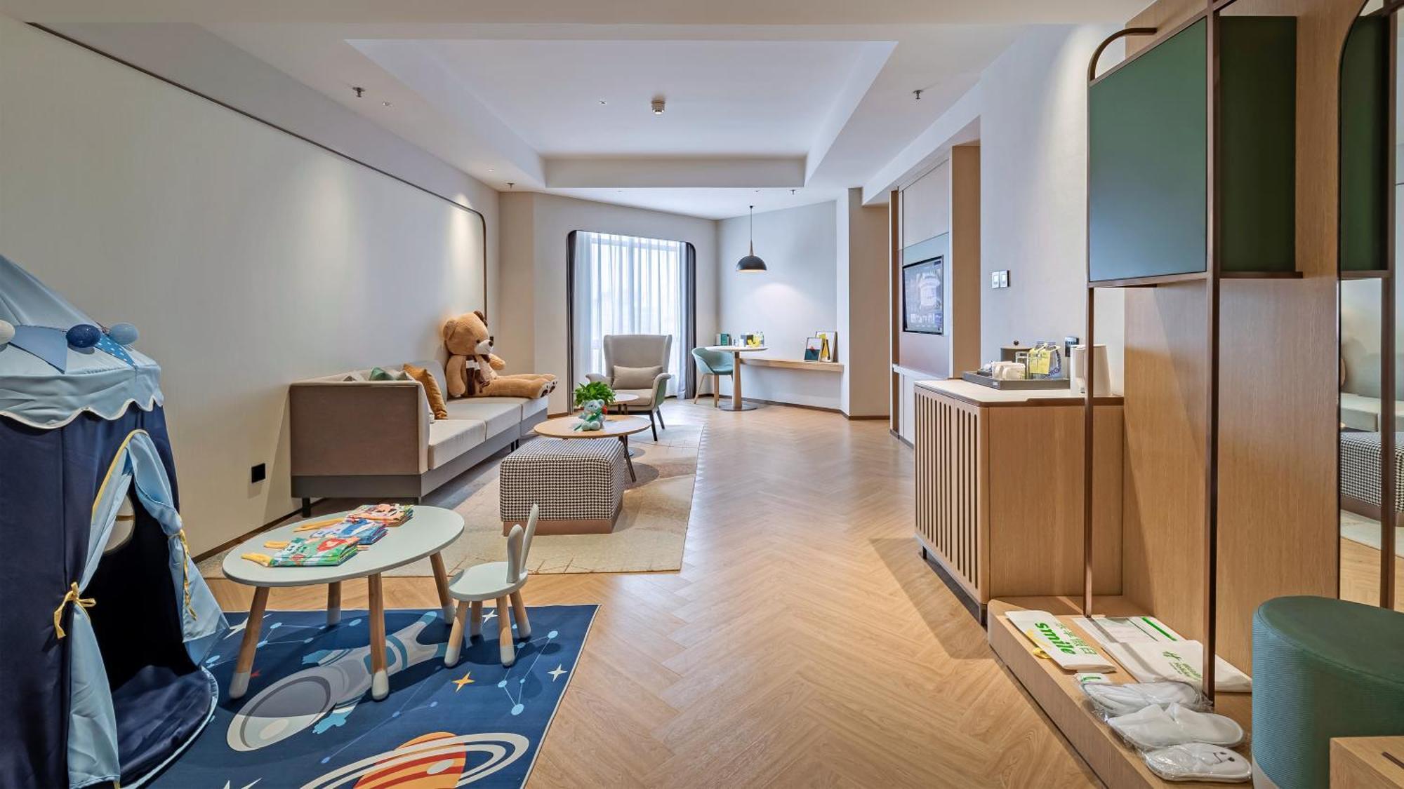 Holiday Inn Chongqing Guanyinqiao By Ihg Exterior foto